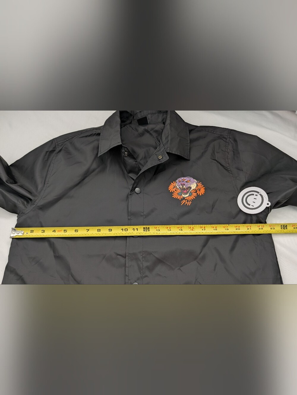 NWT Neff Black Men's Rain Jacket/ Windbreaker Eye Tiger Men Sz M. - Picture 6 of 9